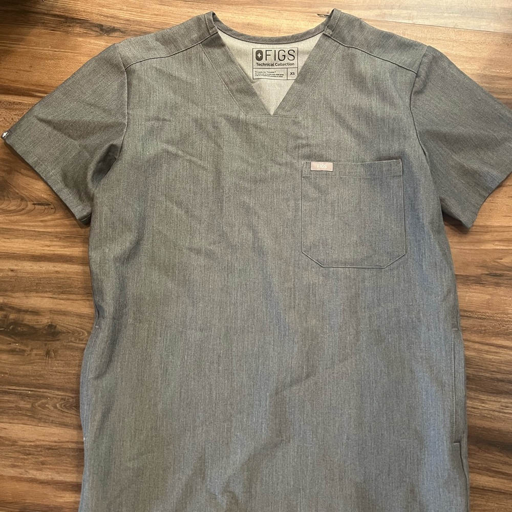 Discontinued graphite grey women’s V-Neck scrub top